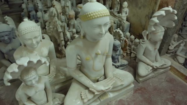 Statues of Hindu Gods and Goddess. Crafts and Arts of India. Murti handmade Manufacturing in Jaipur (Rajasthan).