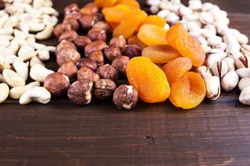 nuts mix and dry fruits