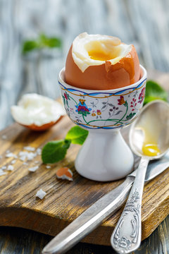 Stand with soft-boiled egg.