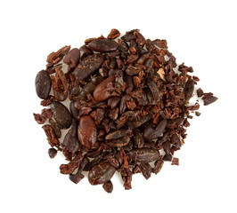 cocoa beans and nibs isolated