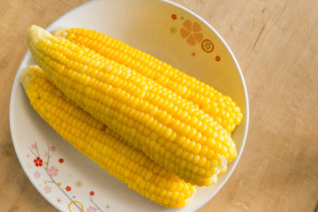 boil corn yellow