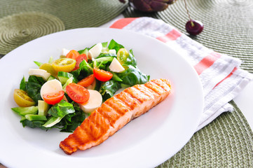 Salmon with vegetable salad