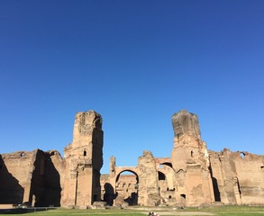 Vista frontale delle Terme di Caracalla, Roma