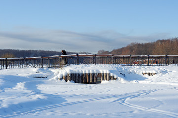 Pedestrian bridge under the snow