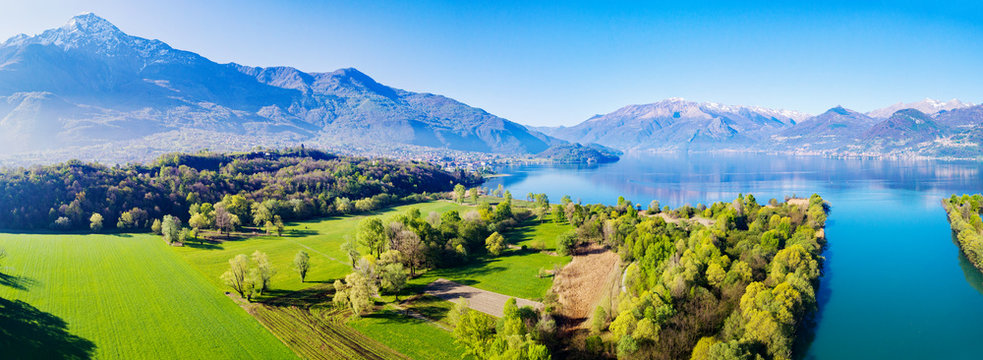 Trivio di Fuentes - Foce del fiume Adda nel Lago di Como (IT) - Vista Aerea verso il Forte di Montecchio