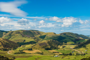 Fototapeta na wymiar view of Green hills and valleys of the South Island, New Zealand