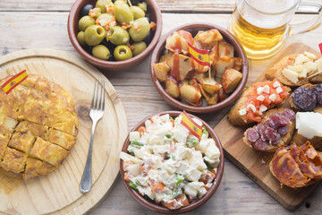 Tortilla de patatas (typical food in spain)