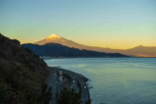 Fuji seen from the Satta Pass in the evening