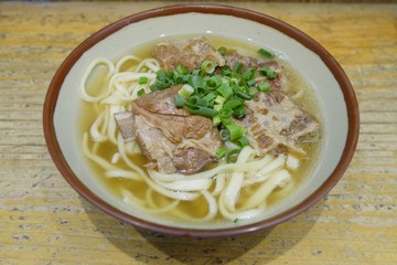 沖縄のソーキそば