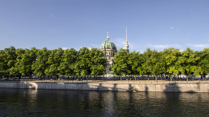 Berlin Cathedral (Berliner Dom) by the River Spree © Bostock