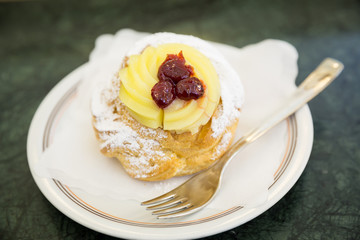 Zeppole