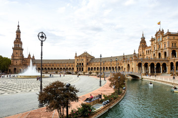 Fototapeta premium Spanien - Andalusien - Sevilla - Plaza de Espana