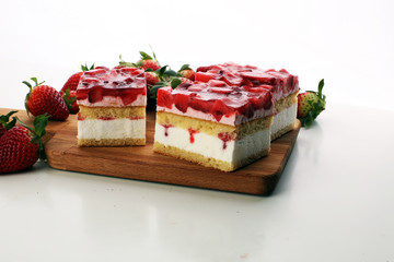 strawberry cake