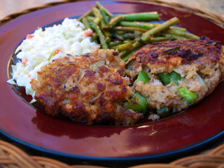 salmon cakemeal