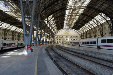 Fototapeta na wymiar Estación de Francia 