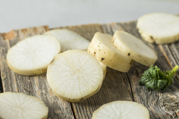 Raw Organic White Daikon