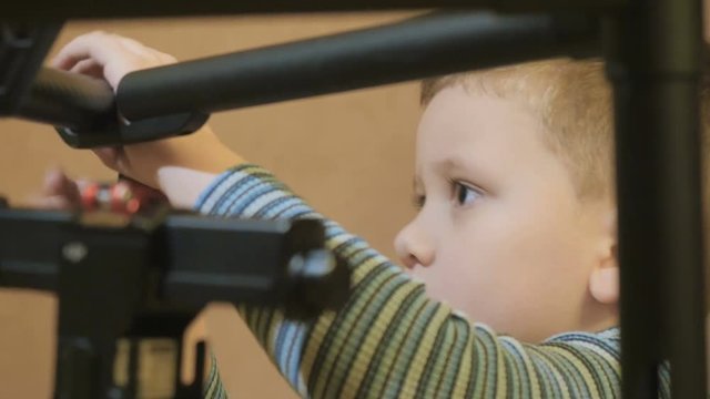 boy collects difficult devices and have success