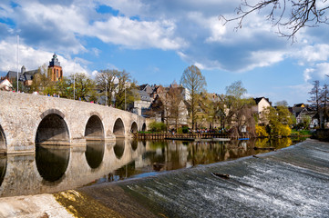 Blick auf die alte Lahnbrücke in Wetzlar, Hessen