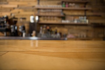 Obraz premium Empty counter in coffee shop