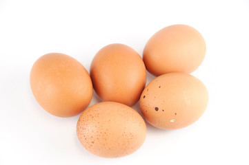 Fototapeta na wymiar fresh chicken eggs isolated on white background