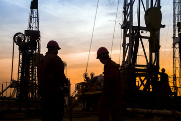 oil field, the oil workers are working