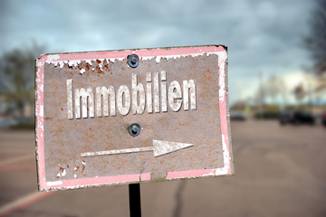 Schild 203 - Immobilien