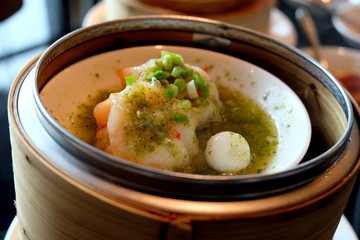 Steamed prawn with Lemon Garlic Sauce, Chinese food.