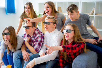 Obraz premium Friends in 3D glasses