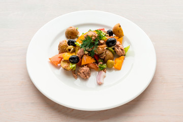 Salad with Tuna and Potato