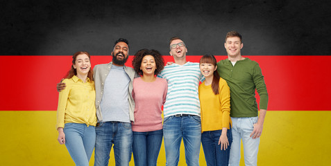 Obraz premium international group of happy smiling people