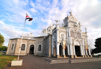Basilica de Nuestra Señora de los Ángeles in Cartago, Costa Rica
 - obrazy, fototapety, plakaty