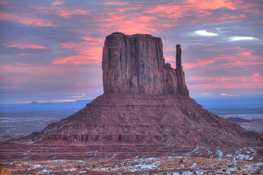 Sunrise, West Mitten Butte, Monument Valley Navajo Tribal Park, Utah