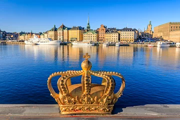 Foto auf Acrylglas Stockholm Vergoldete Krone der Brücke Skeppsholmsbron, Stockholm, Schweden