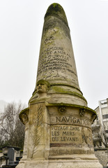Obélsique de Jules Dumont-d’Urville / Cimetière Du Montparnasse
