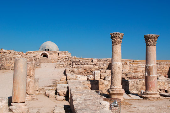 Giordania, 01/10/2013: vista del Palazzo omayyade, grande complesso del periodo omayyade situato sulla collina della Cittadella di Amman e costruito durante la prima metà dell'VIII secolo