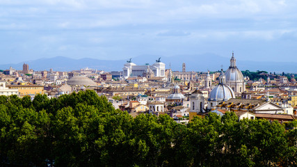 Weiter Blick zum Piazza Venezia vom Castel San Angelo in Rom