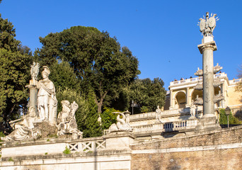 Obraz premium Sculpture and fountain of Piazza del Popolo in Rome