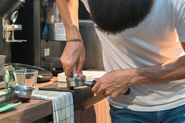 Making of cafe latte art, leaf shape
