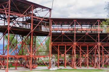 Structure of an old abandoned rail lane station