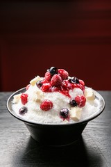 fresh fruits strawberry shaved ice, 베리빙수