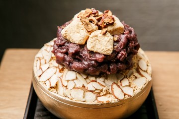 shaved ice with rice cake
