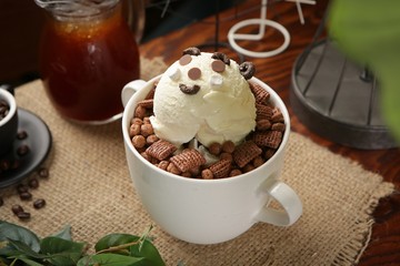 shaved ice with cereal, 시리얼빙수