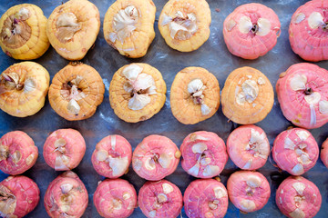 gladioli bulbs in market