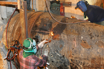 Fototapeta premium Welding work for large steel pipe