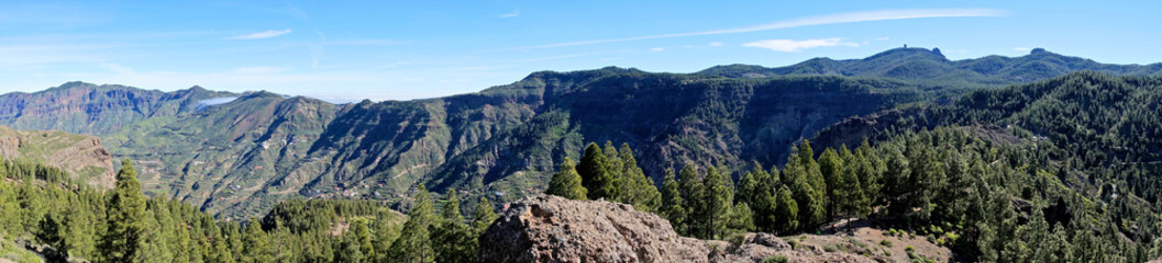 Fototapeta premium Panorama of the mountain world on the island of Gran Canaria