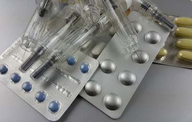 Injectors and pills-tablets	