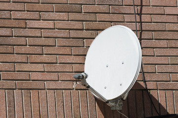 satellite dish on the house © sergiy1975