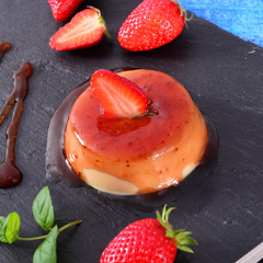 Panna cotta with strawberries