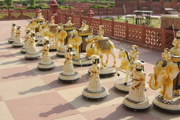 Schilderijen op glas india jaipur chess figures © rudolfgeiger