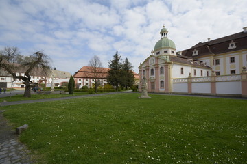 Fototapeta na wymiar Kloster St. Marienthal in der Oberlausitz